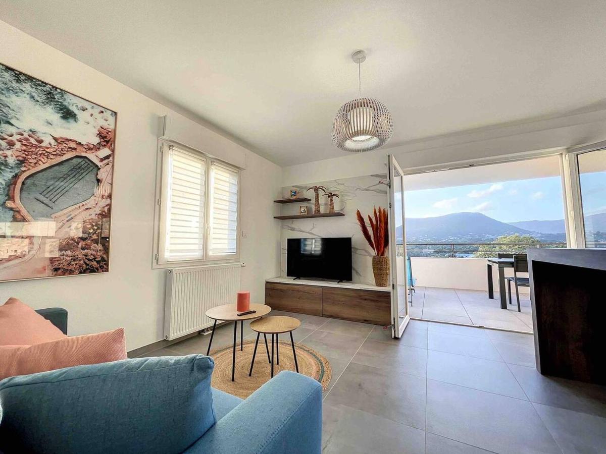 Appartement Central Avec Tres Jolie Vue アジャクシオ エクステリア 写真